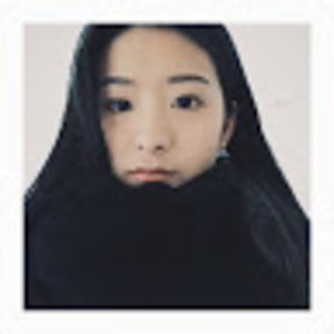 Meet your Posher, Chloe